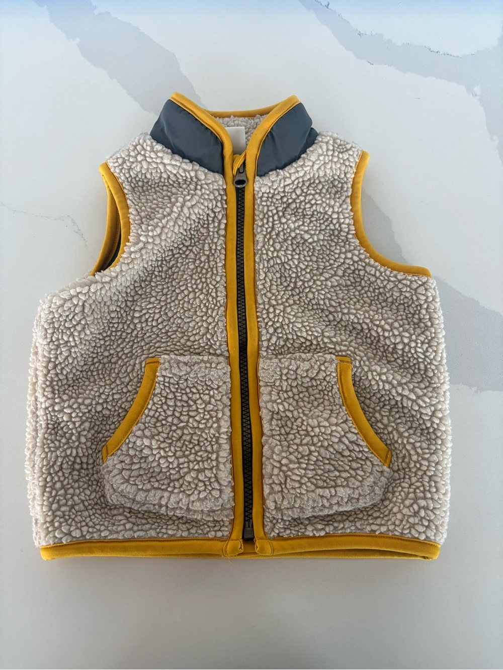 Old Navy fleece vest boys 18-24 months